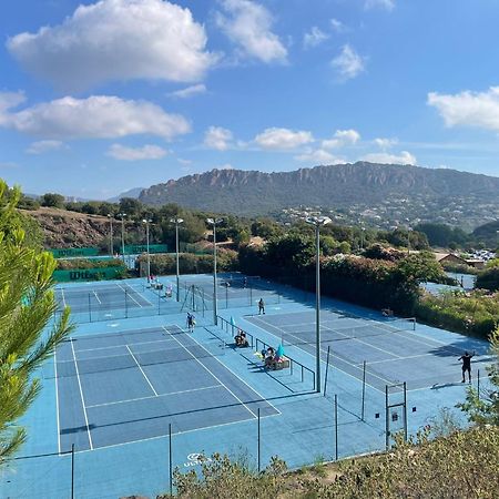 Agay Cap Esterel Village Allee Fleurs - F2 Clim Vue Golf Et Mer - Grande Terrasse Plein Sud Saint-Raphaël 외부 사진