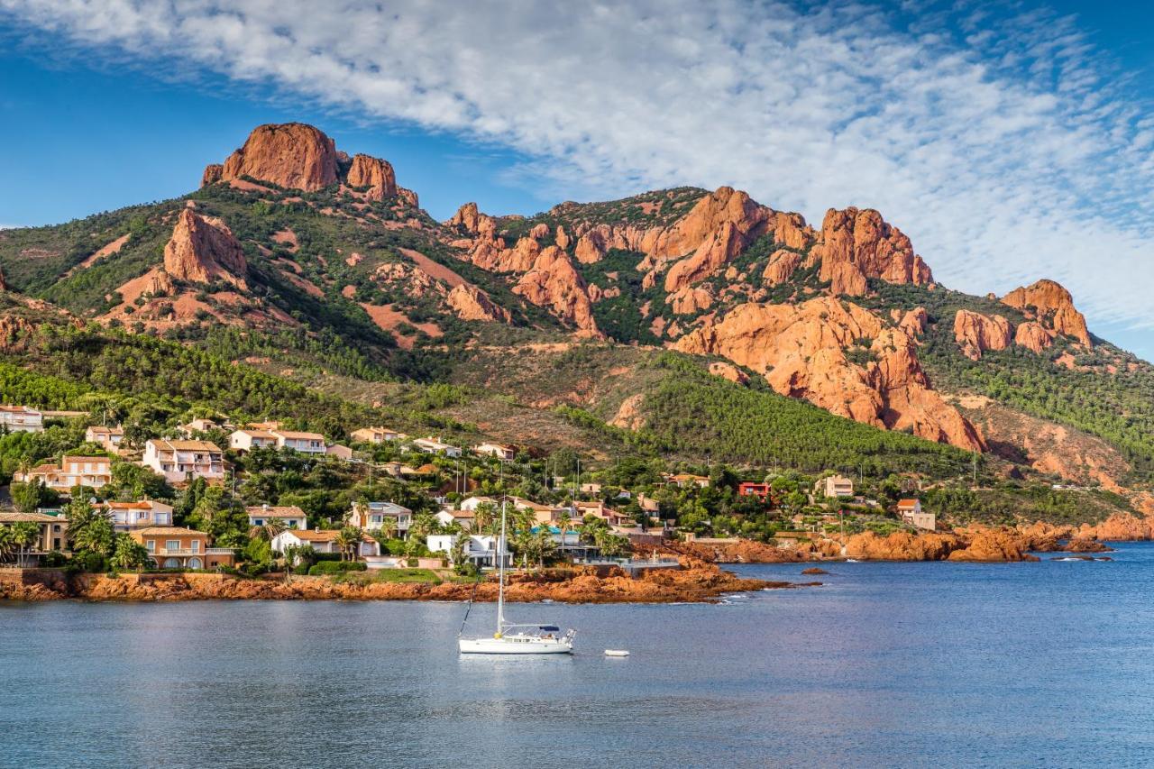 Agay Cap Esterel Village Allee Fleurs - F2 Clim Vue Golf Et Mer - Grande Terrasse Plein Sud Saint-Raphaël 외부 사진