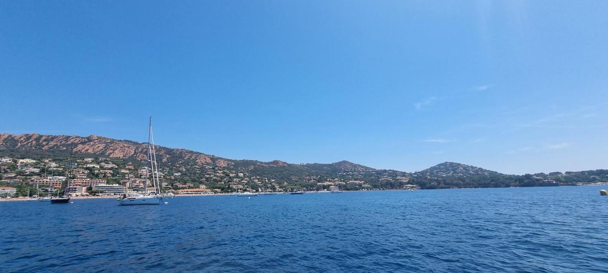 Agay Cap Esterel Village Allee Fleurs - F2 Clim Vue Golf Et Mer - Grande Terrasse Plein Sud Saint-Raphaël 외부 사진