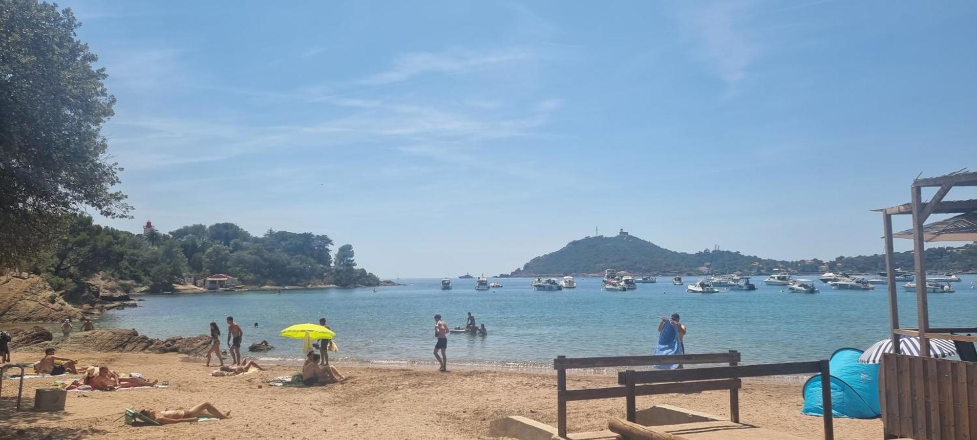 Agay Cap Esterel Village Allee Fleurs - F2 Clim Vue Golf Et Mer - Grande Terrasse Plein Sud Saint-Raphaël 외부 사진